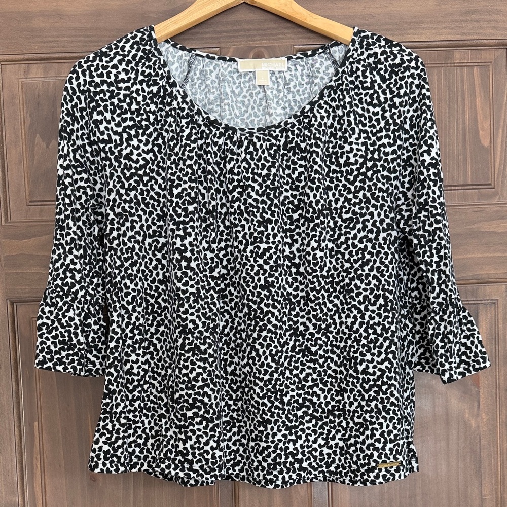 Michael Kors Black and White Printed Scoop Neck Blouse